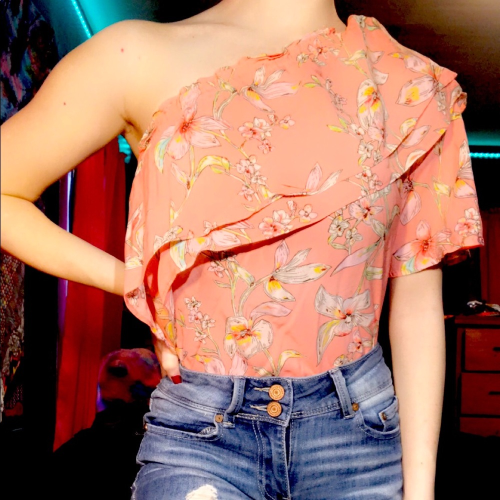 One shoulder floral top